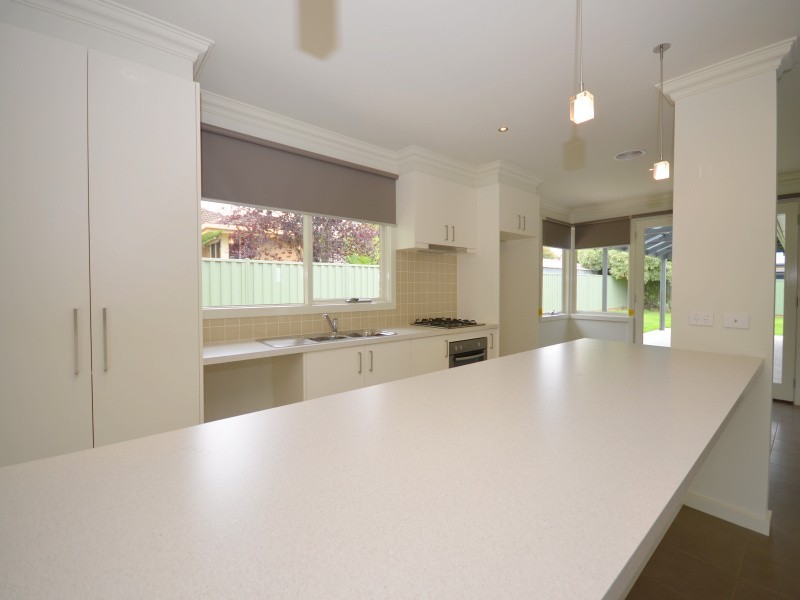 6 Howe Street, Miners Rest VIC 3352