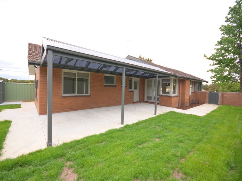 6 Howe Street, Miners Rest VIC 3352