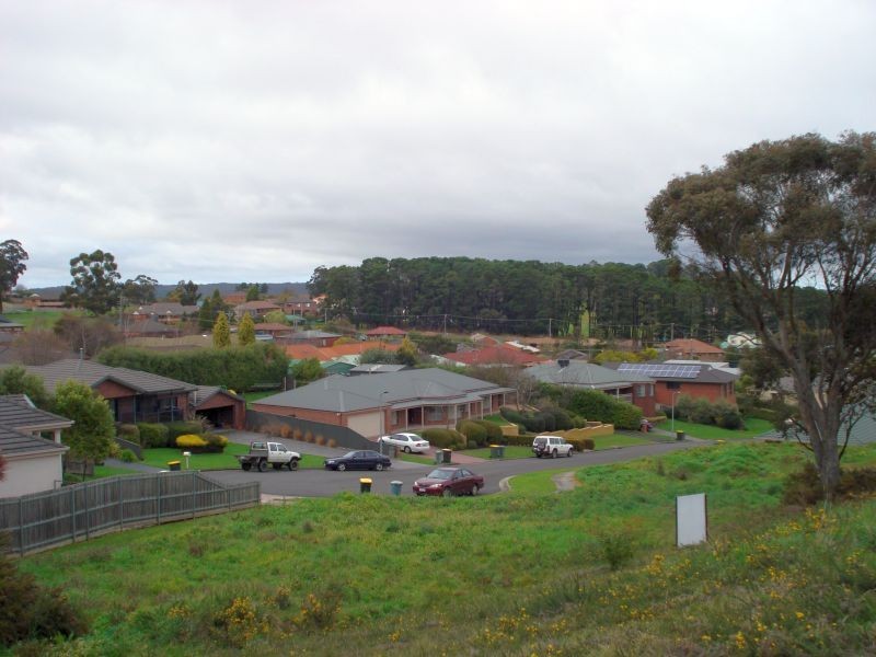 6 Highview Court, Black Hill VIC 3350