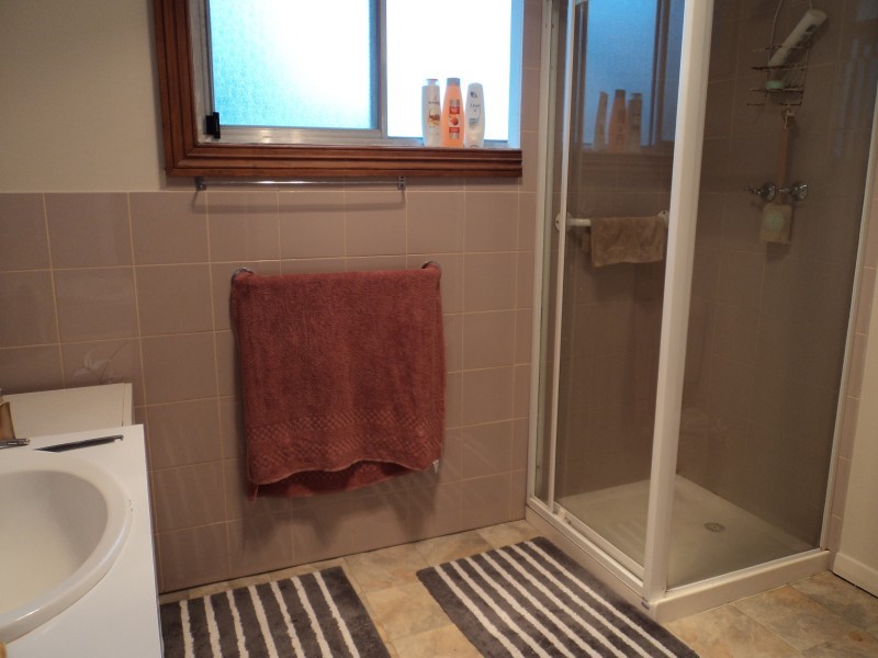 898 Linton – Carngham Road, Snake Valley VIC 3351