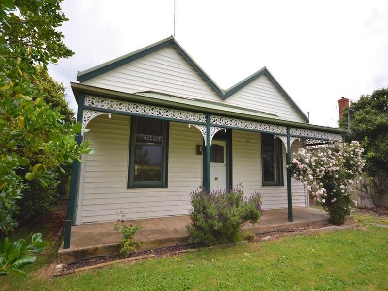 17 Leith Street, Ballarat VIC 3350