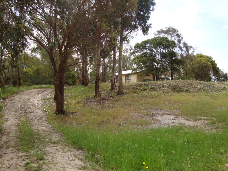 336 Sago Hill Road, Haddon VIC 3351