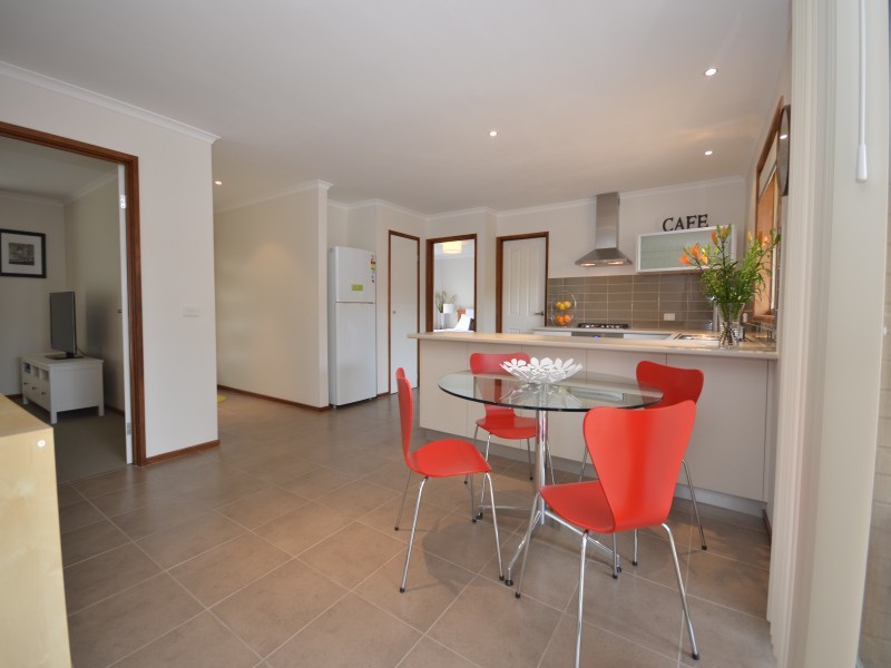 1/24 Bradby Avenue, Mount Clear VIC 3350