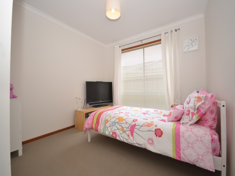 1/24 Bradby Avenue, Mount Clear VIC 3350
