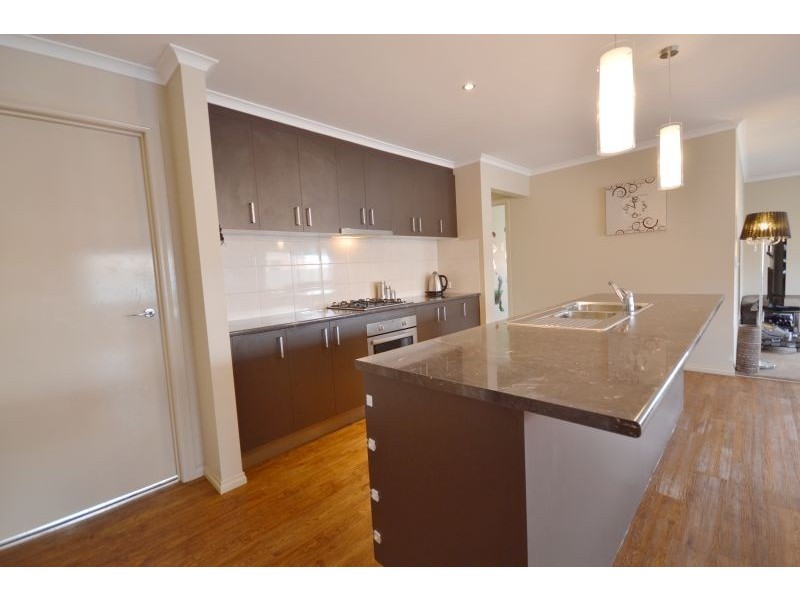 19 Holstein Close, Delacombe VIC 3356