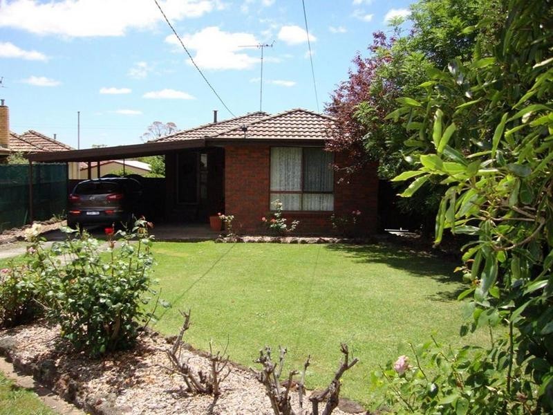 6 Mitchell Court, Soldiers Hill VIC 3350