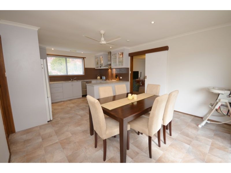 6 Mitchell Court, Soldiers Hill VIC 3350