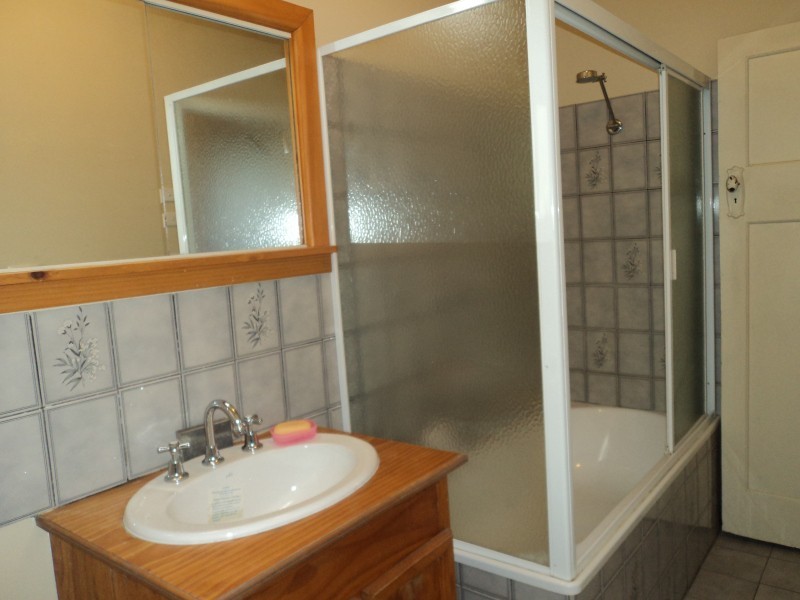 9 Hotham Street, Lake Wendouree VIC 3350