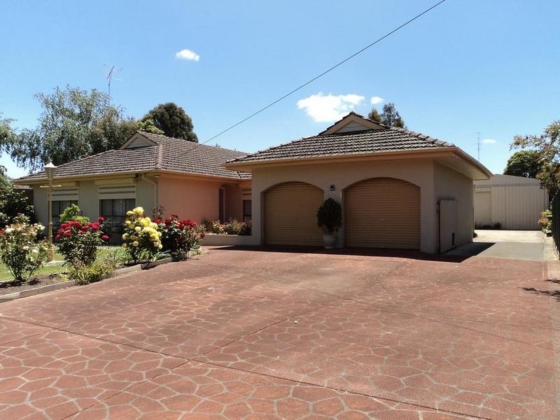 24 Smythes Road, Delacombe VIC 3356