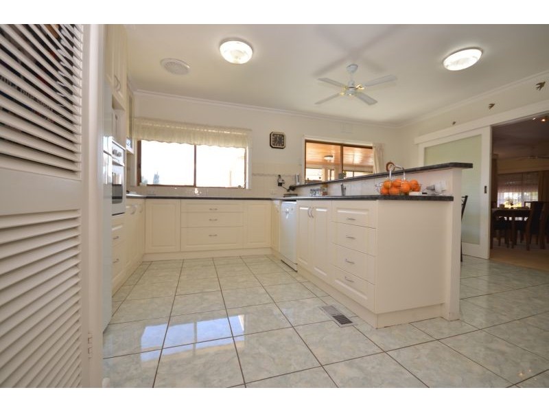 24 Smythes Road, Delacombe VIC 3356