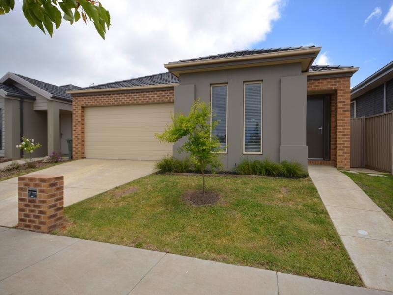 5 Oxley Bend, Alfredton VIC 3350