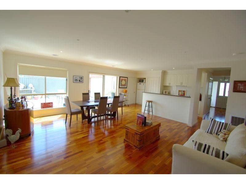 16 Brahman Drive, Delacombe VIC 3356