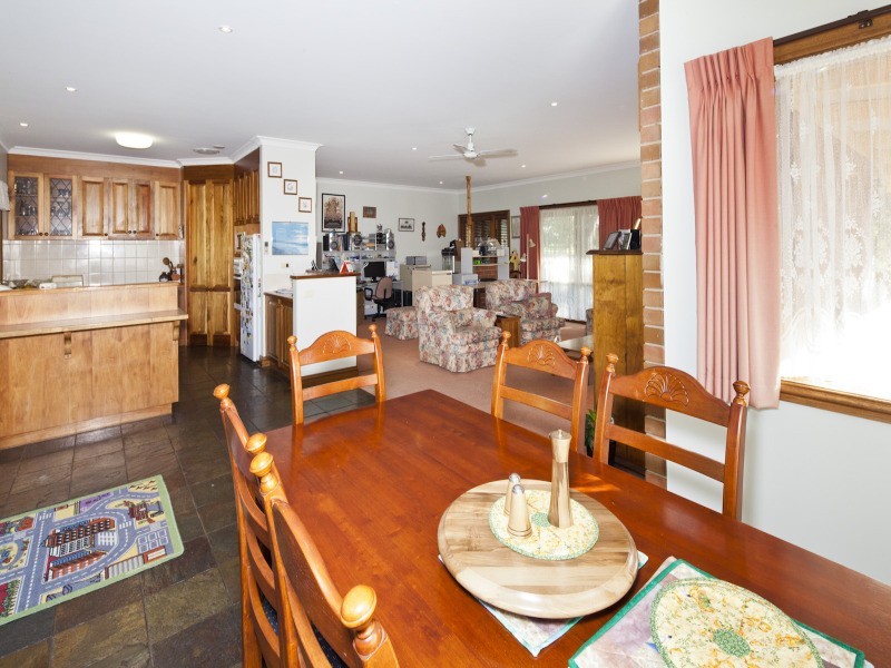 424 Kingston Road, Kingston VIC 3364