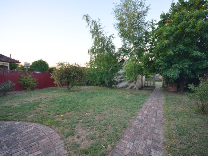 1350 Gregory Street, Lake Wendouree VIC 3350