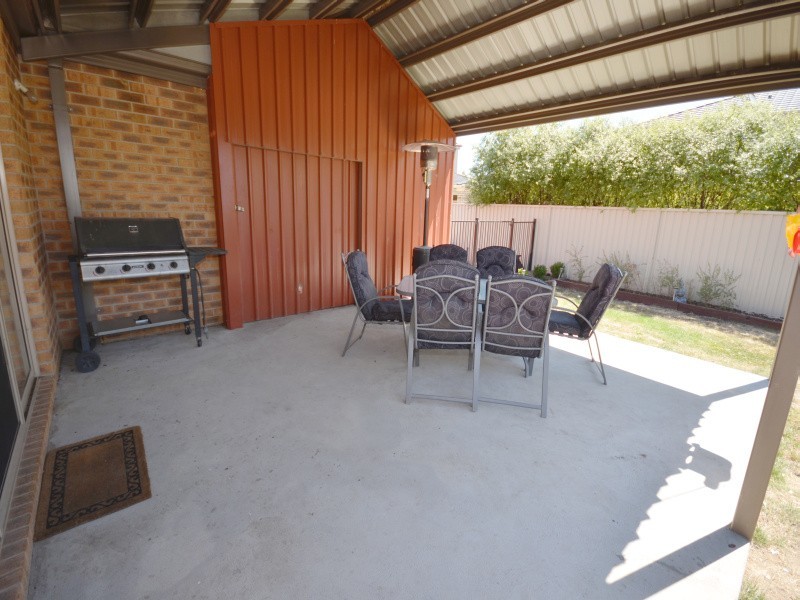 3 Belmar Crescent, Canadian VIC 3350