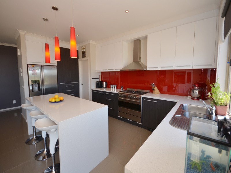 11 Maxwell Street, Cardigan Village VIC 3352