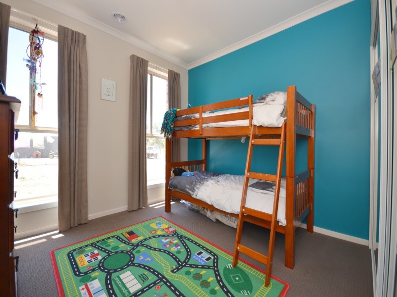 11 Maxwell Street, Cardigan Village VIC 3352