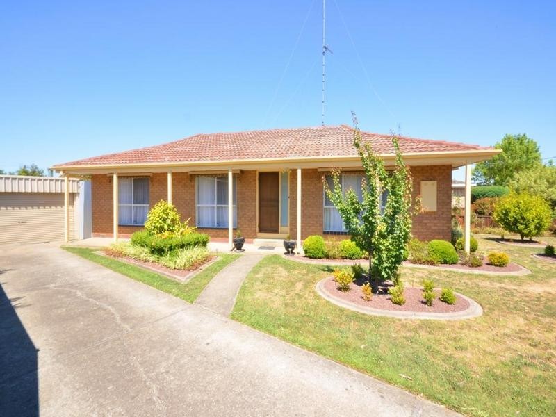 51 Whitelaw Avenue, Delacombe VIC 3356
