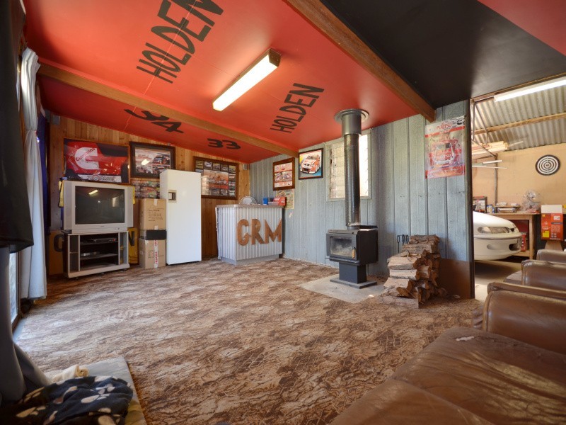 51 Whitelaw Avenue, Delacombe VIC 3356