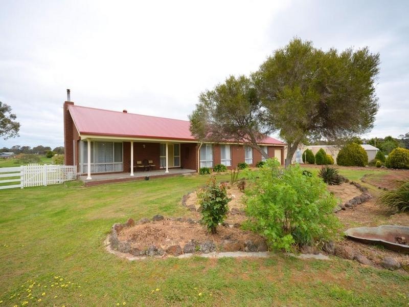 36 Bute Close, Clunes VIC 3370