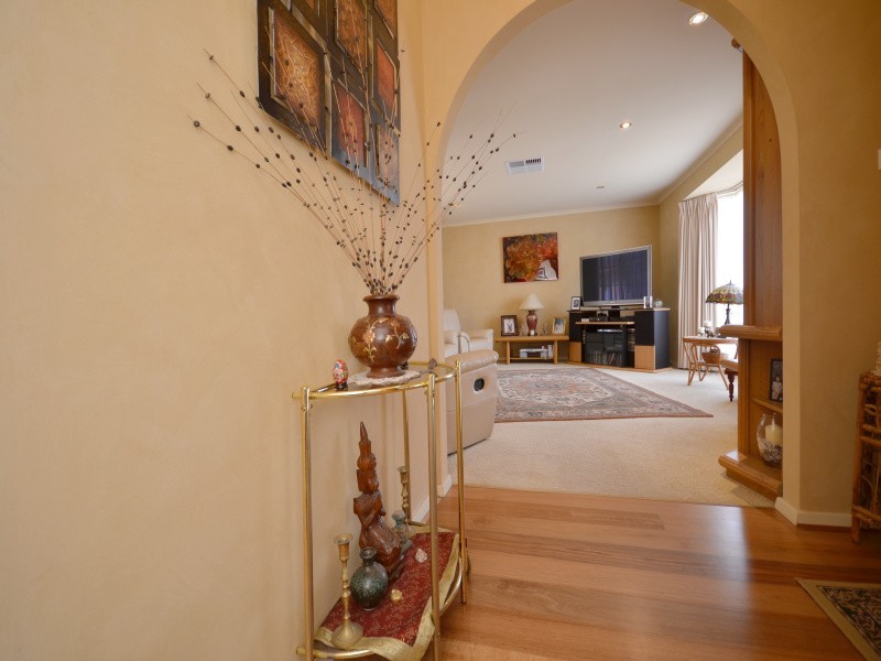 212 Greenhalghs Road, Delacombe VIC 3356