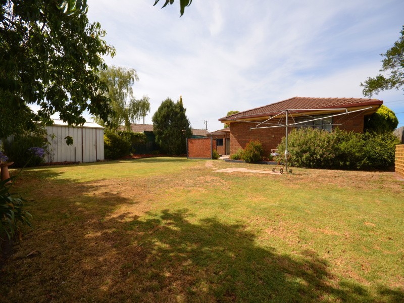 212 Greenhalghs Road, Delacombe VIC 3356