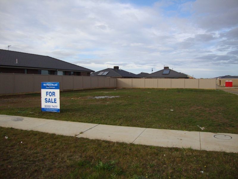 4 Lancaster Street, Alfredton VIC 3350