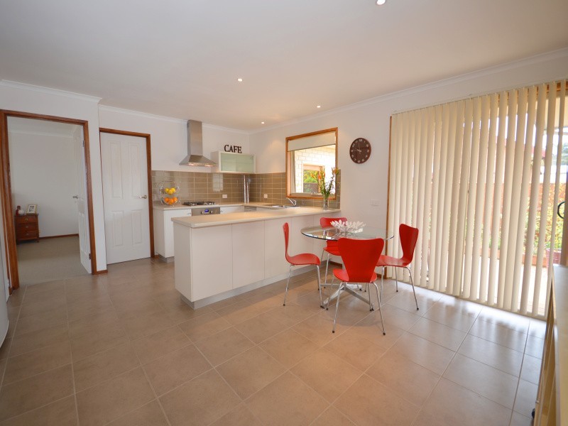 1/24 Bradby Avenue, Mount Clear VIC 3350