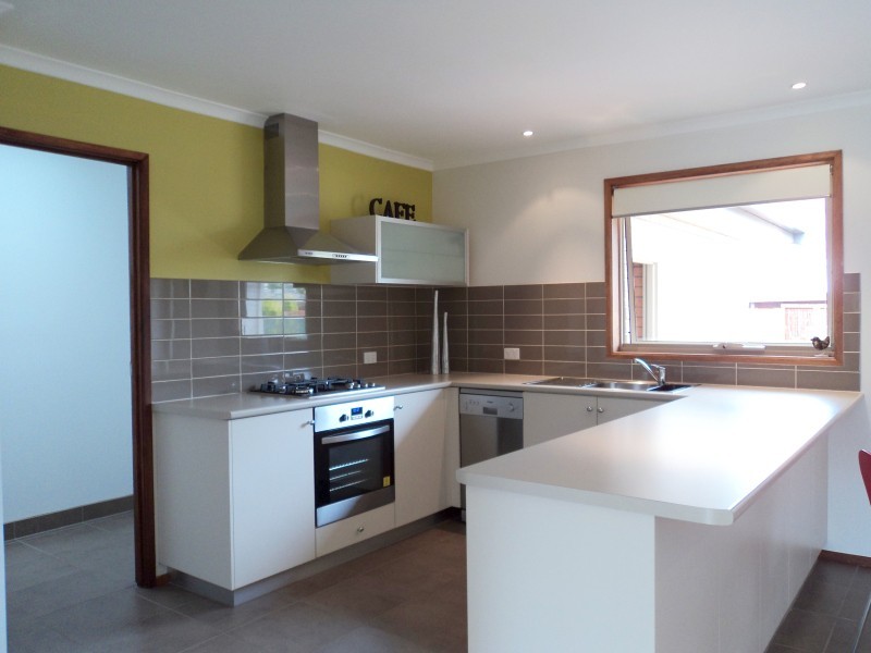 1/24 Bradby Avenue, Mount Clear VIC 3350