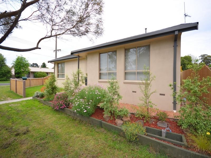 1/24 Bradby Avenue, Mount Clear VIC 3350