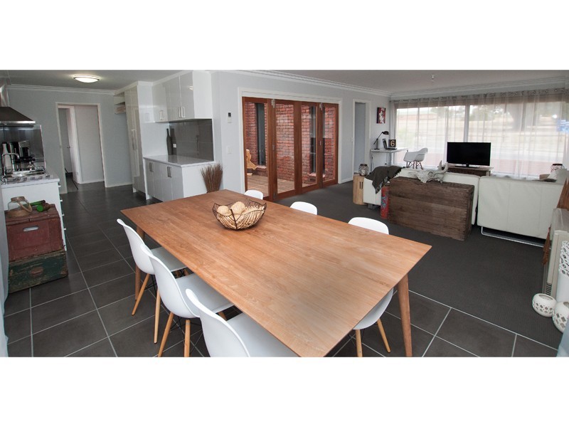 293 Humffray Street North, Brown Hill VIC 3350