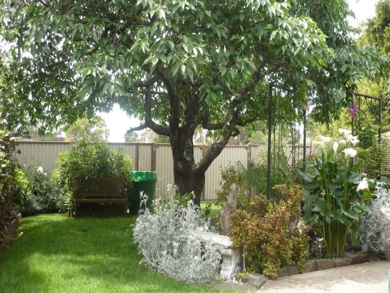 21 Semmens Avenue, Creswick VIC 3363