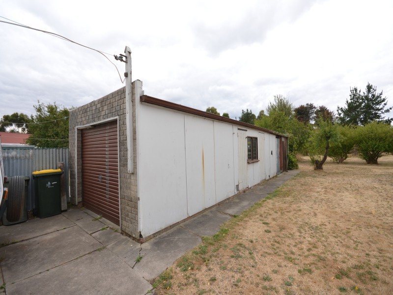 319 Lal Lal Street, Canadian VIC 3350