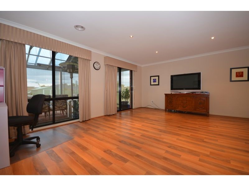 7 Selwyn Street, Miners Rest VIC 3352