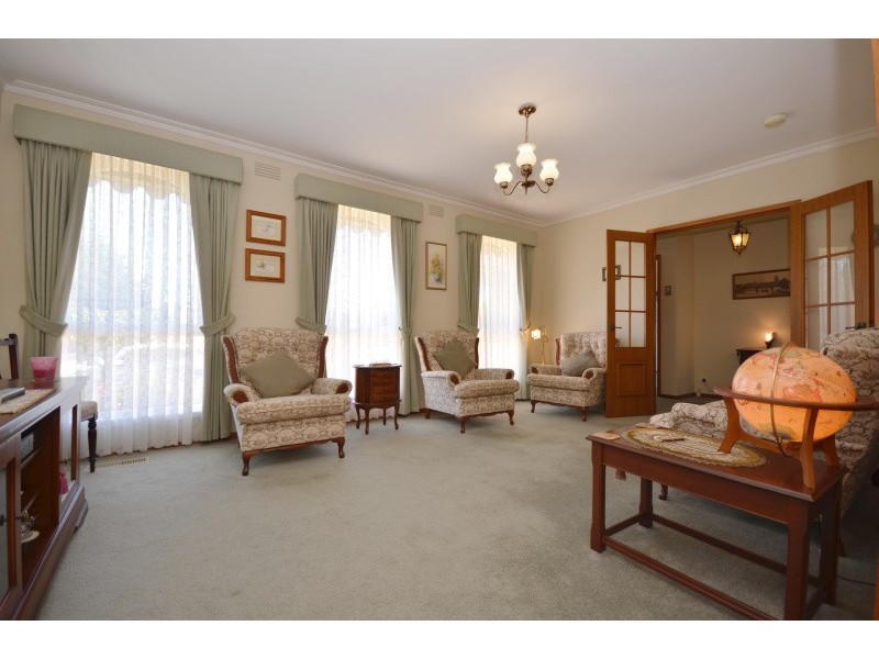 9 Oxford Street, Wendouree VIC 3355