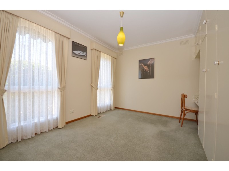 9 Oxford Street, Wendouree VIC 3355