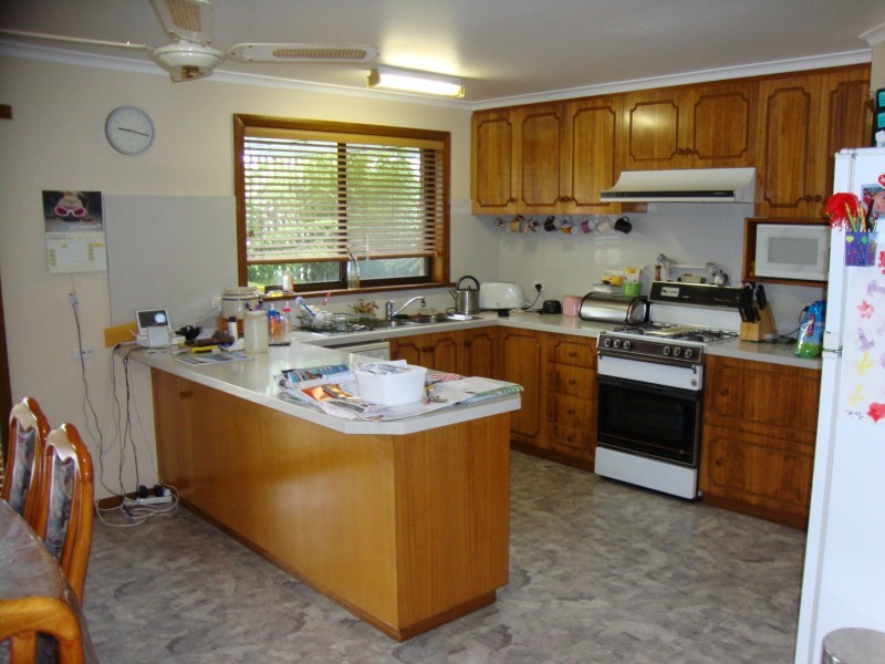 18 Lawrence Street, Sebastopol VIC 3356