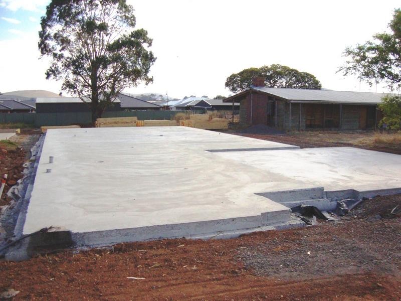 32 Dundas Street, Miners Rest VIC 3352
