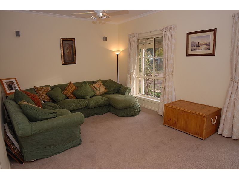 900 Gillies Road, Bald Hills VIC 3364