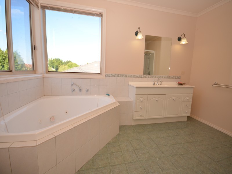 7 Cottesloe Place, Alfredton VIC 3350