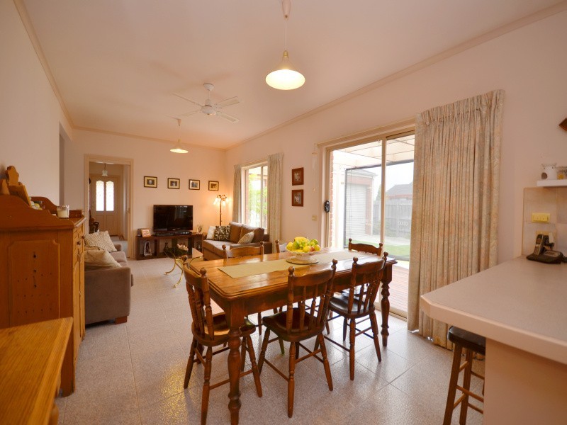 17 Shari Drive, Delacombe VIC 3356