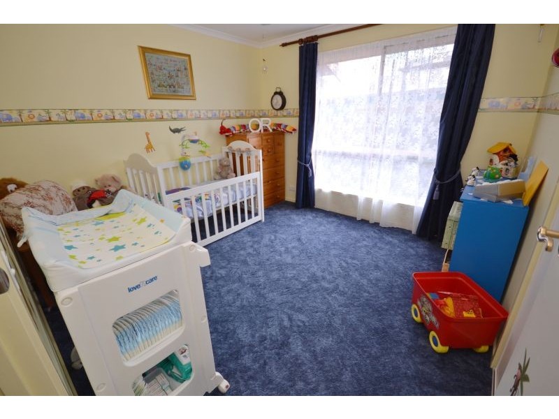 19 Tait Street, Sebastopol VIC 3356