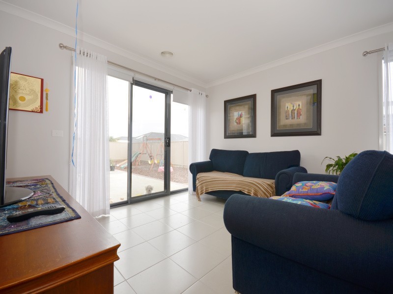7 Deakin Drive, Delacombe VIC 3356
