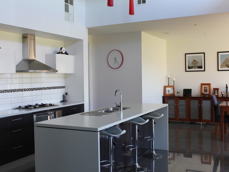 12 Waterside Close, Miners Rest VIC 3352