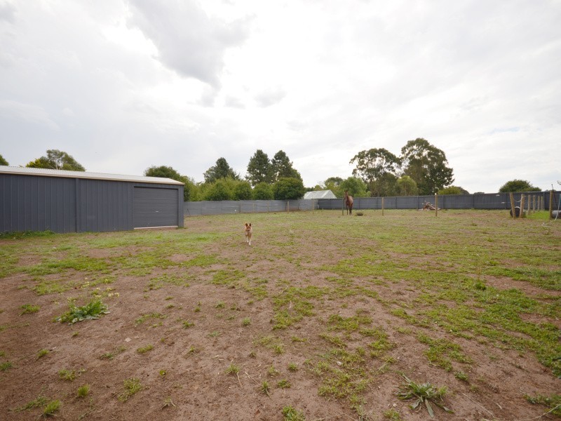 15 McIvor Road, Wallace VIC 3352