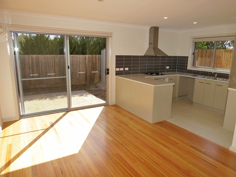 1 & 2, 64 Service Street, Clunes VIC 3370