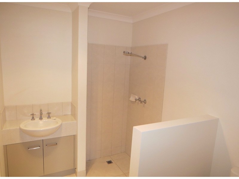 1 & 2, 64 Service Street, Clunes VIC 3370