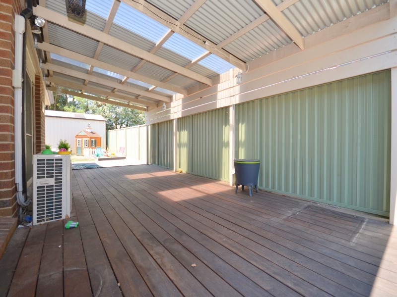 12 Clayton Park Drive, Canadian VIC 3350