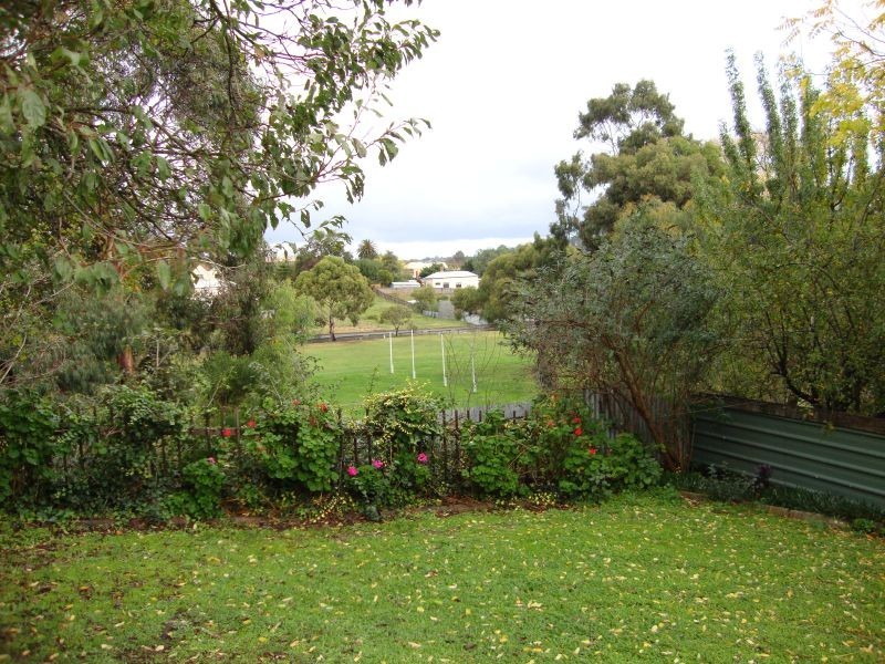 8 Hopetoun Street, Ballarat Central VIC 3350