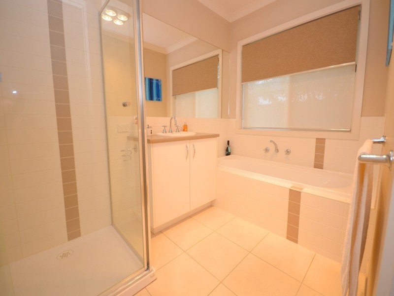 25 Dorset Drive, Alfredton VIC 3350